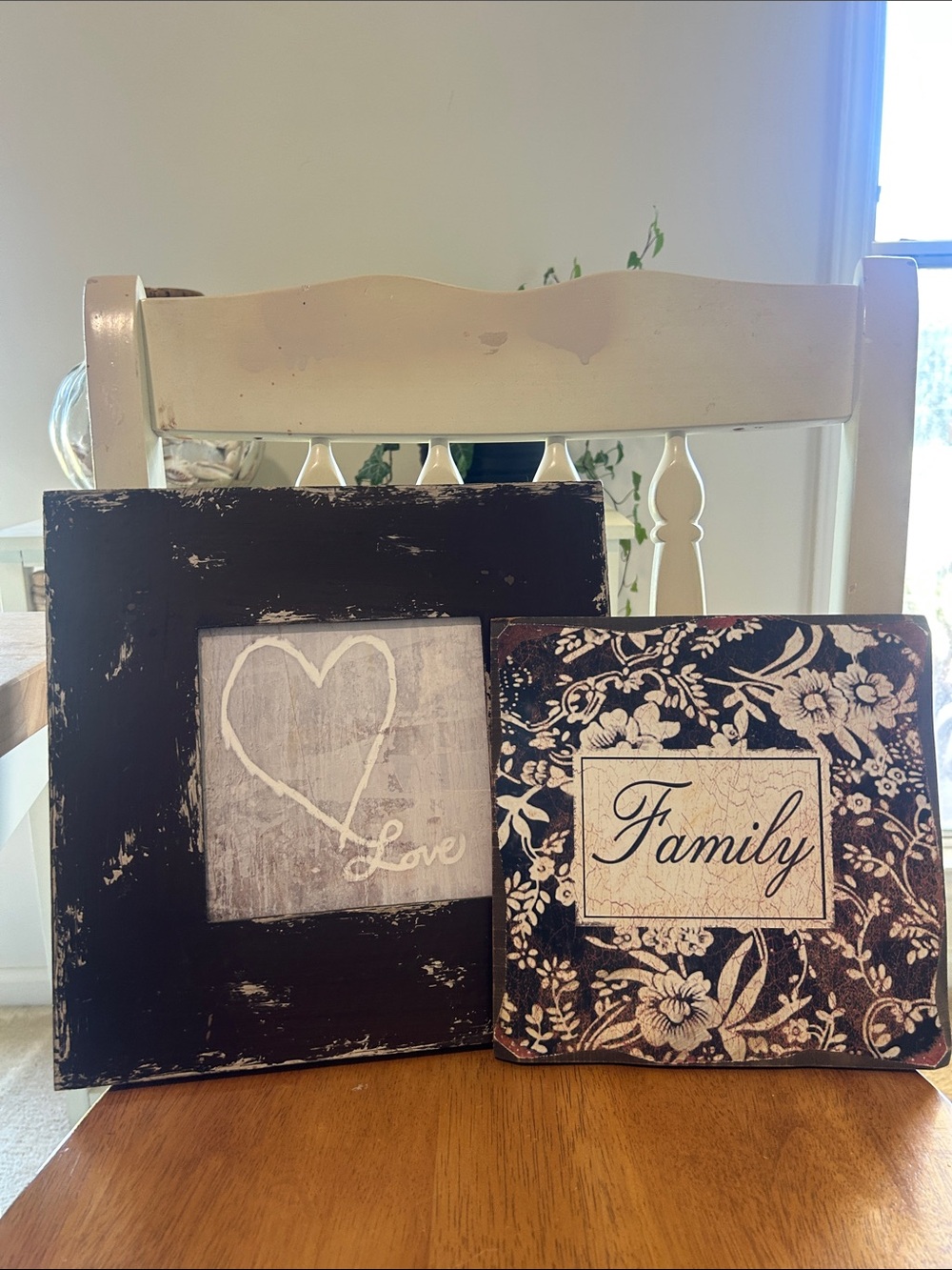 Decorative 'Family' and Heart Wall Plaques - Rustic Dark Brown